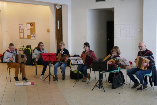 Accordéon intermédiaire