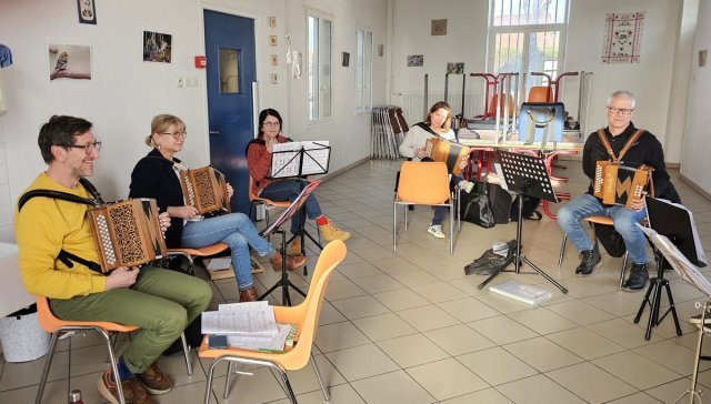 Accordéon intermédiaire